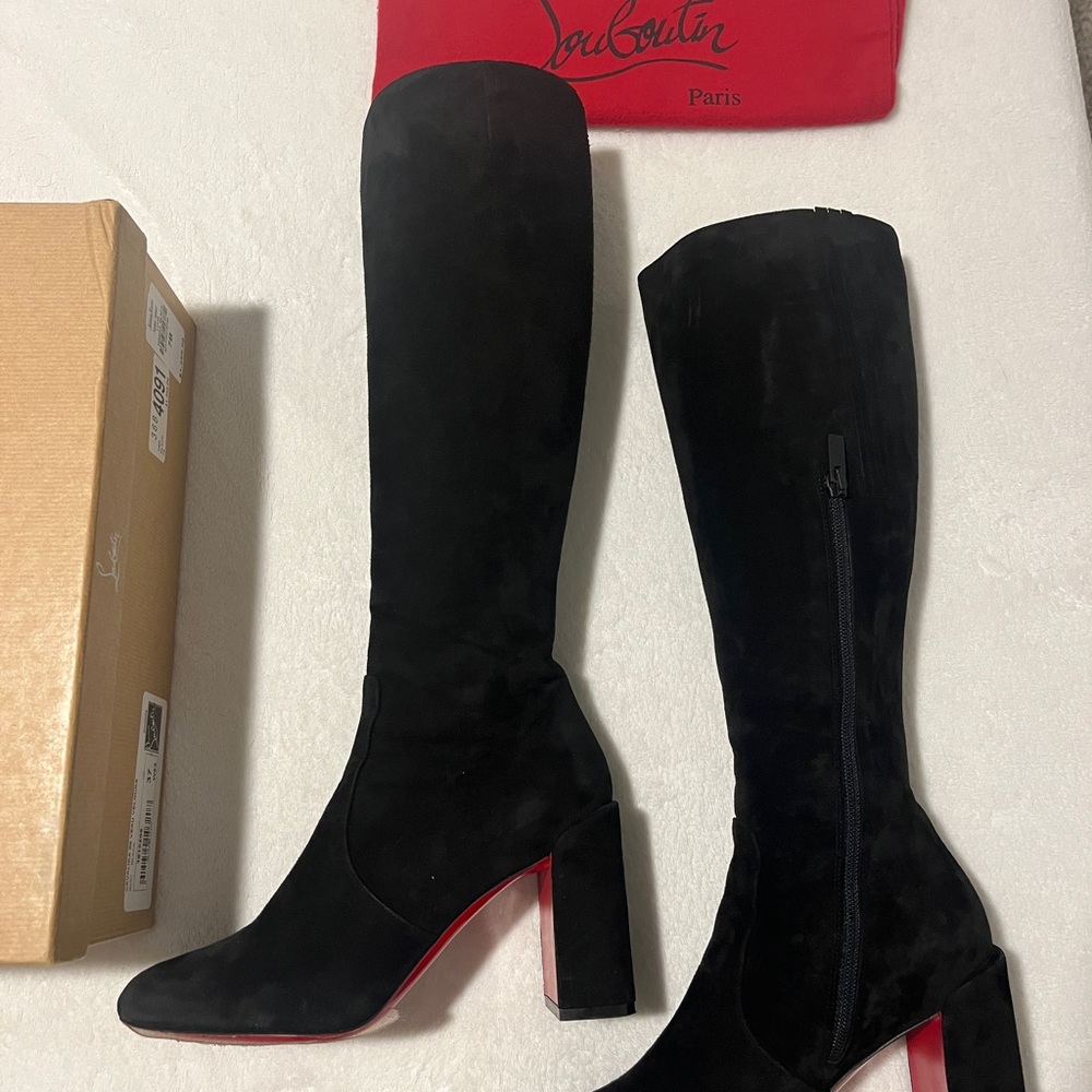 Christian Louboutin Red Bottom - Picture 2 of 8